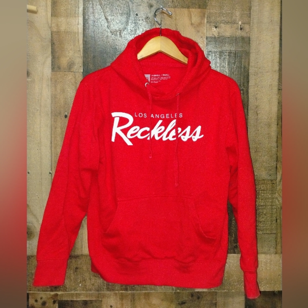YR Young & Reckless Red Women's Hoodie Pullover Sweater Size XS/S Logo - Picture 2 of 6